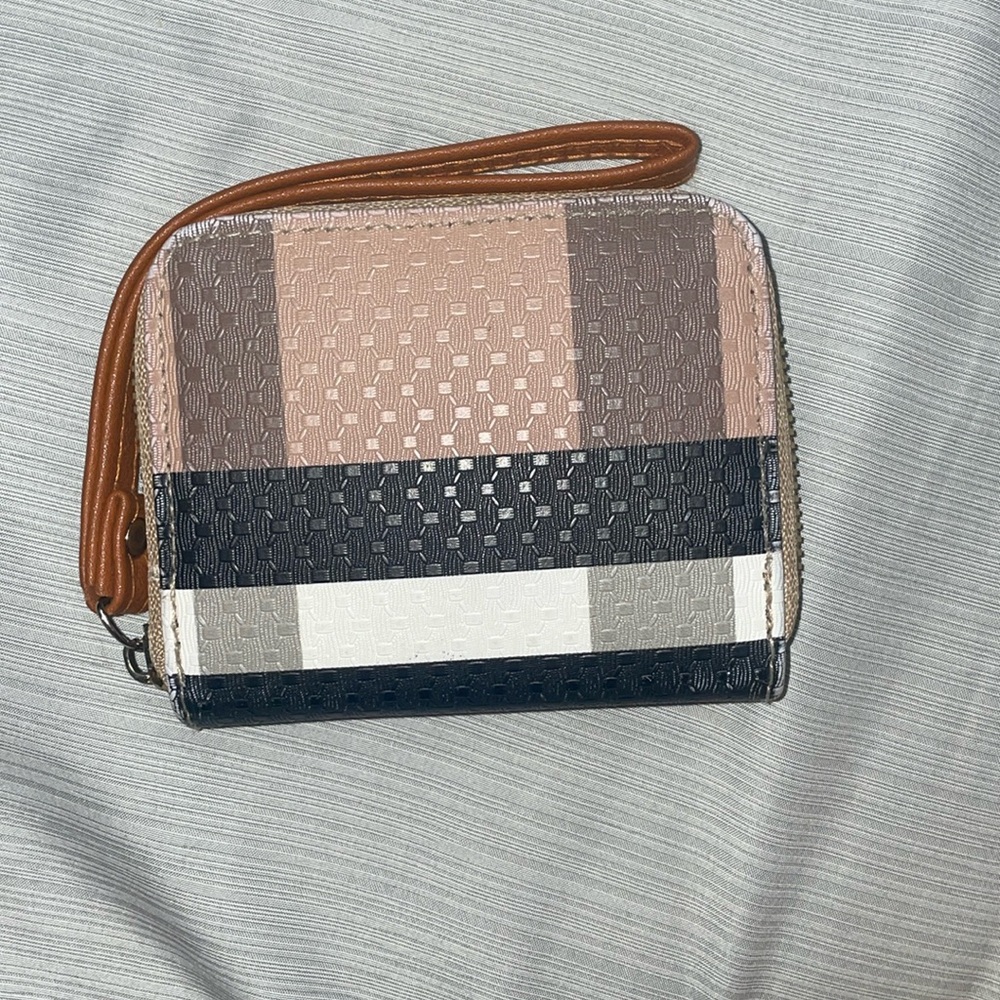 brown/brown plaid wallet